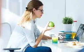 What Is an Online Health Coach?